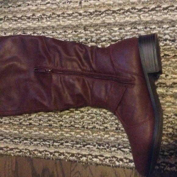 Bamboo oxblood knee high boots 7.5 - Picture 3 of 4